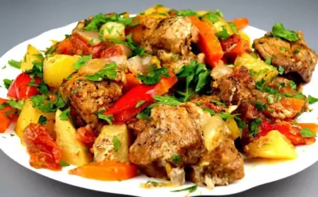 Ароматная картошка с мясом и овощами