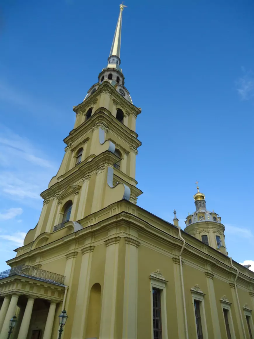 Чем интересен Петропавловский собор