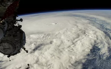 Ураган Милтон: захватывающий вид из космоса глазами астронавта МКС