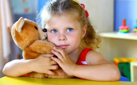 Почему ребенку не стоит иметь много игрушек