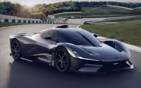 Geely Jiyue Robo X: Будущее на дорогах! Гиперкар с ИИ и разгоном до сотни за 1,9 секунды