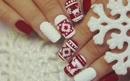 34 идеи маникюра на Новый год 2025