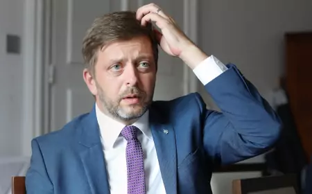 Глава МВД Чехии опять креактивит невпопад