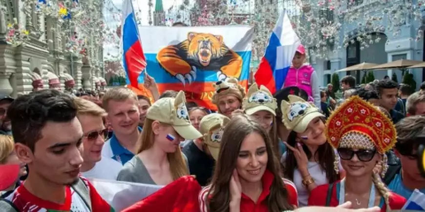 "Действительно ли ситуация в России настолько плоха, или меня кормят пропагандой?" - комментарии иностранцев